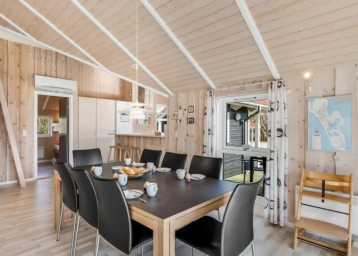 Holiday home Germaine - 1-2km From The Sea By Interhome